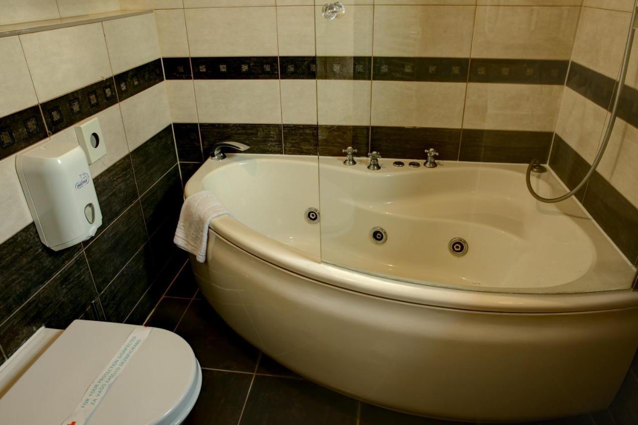 Hotel Gorenje Pristina Extérieur photo