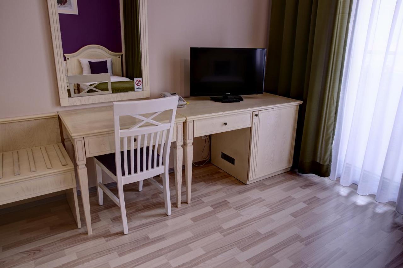 Hotel Gorenje Pristina Extérieur photo